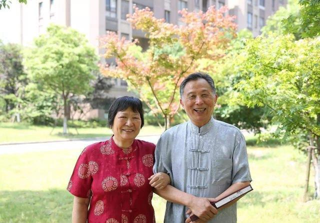 退休后养老金3850元，有一套房和16万存款，够养