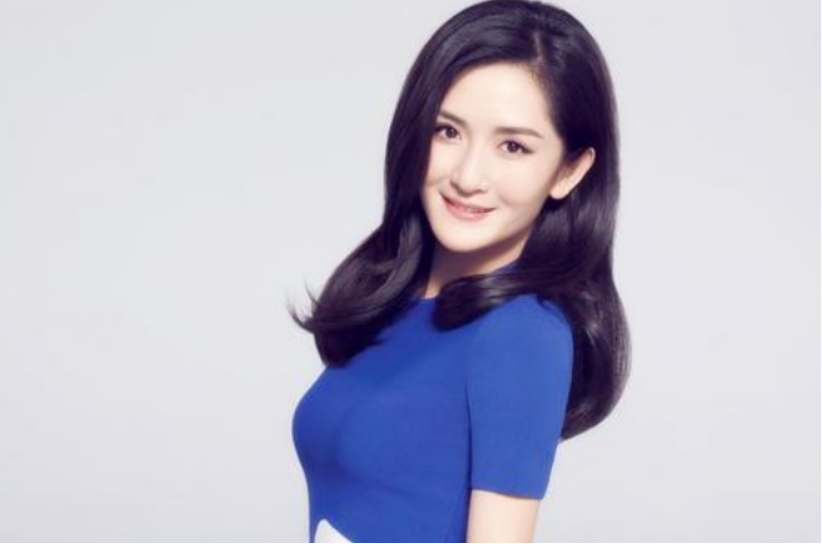 《快本》谢娜对邓伦翻白眼很凶，疑似因输游戏