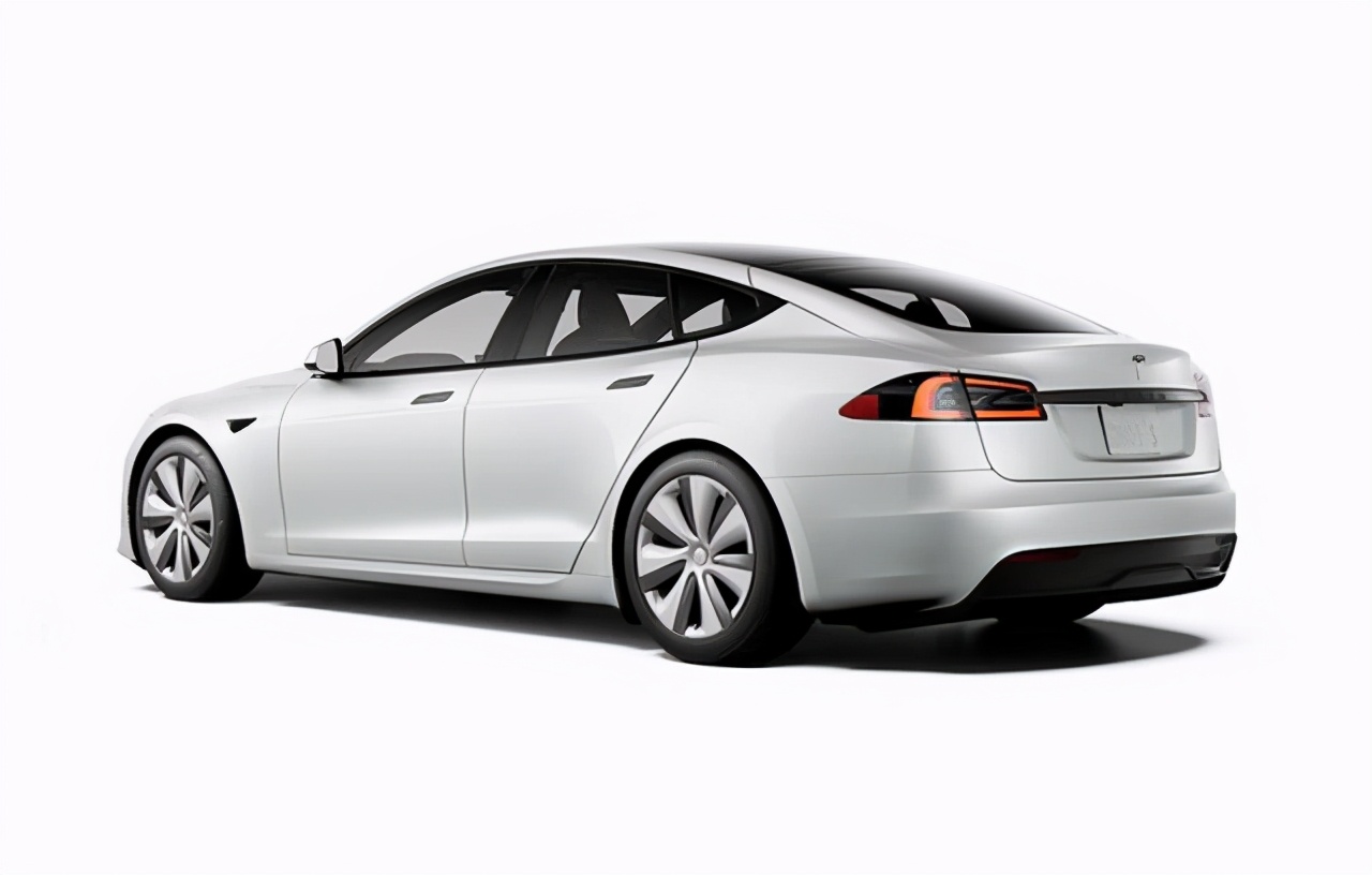 Model S续航高达840km，2.1秒破百，还降17万？