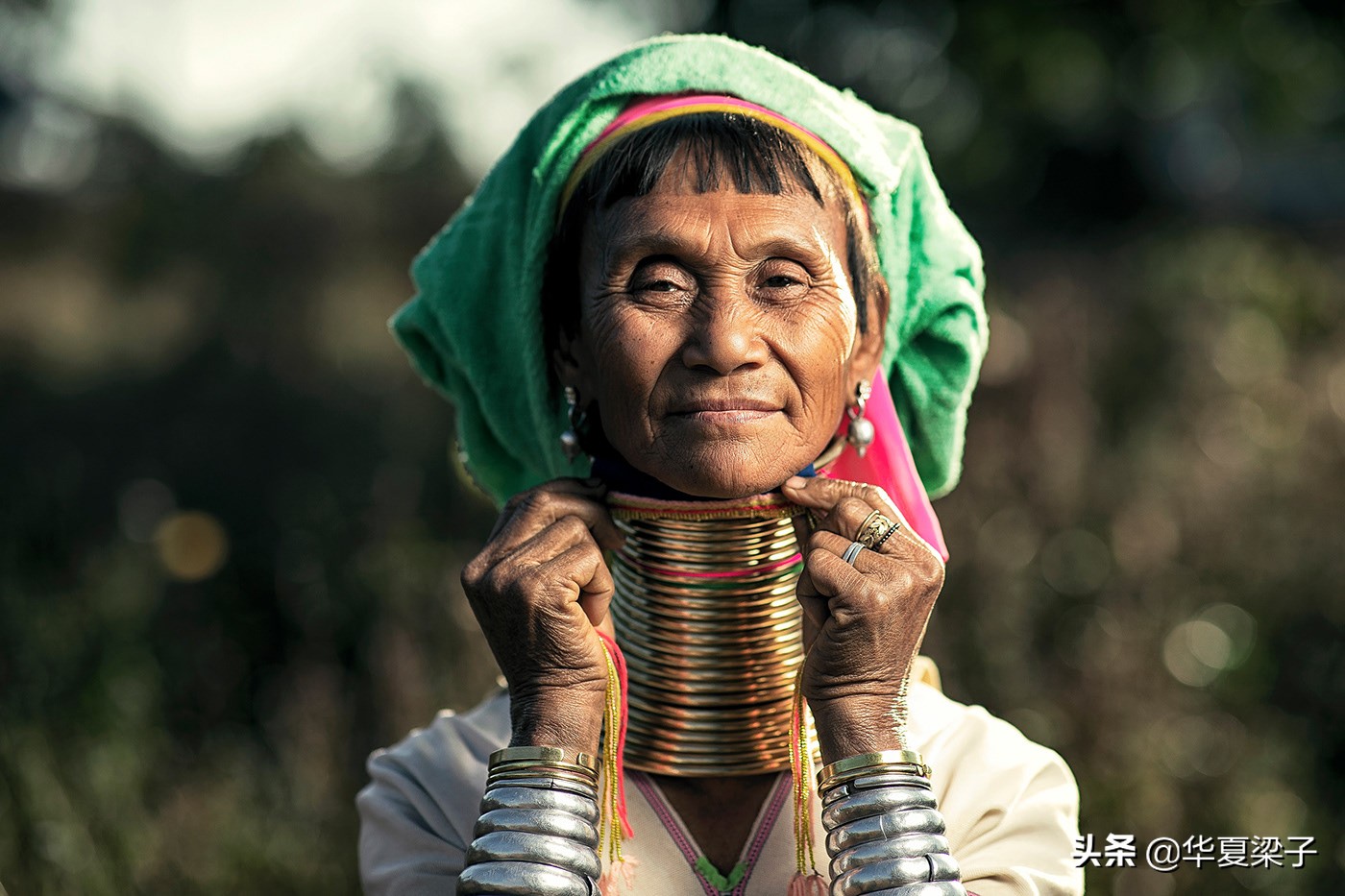 肖像摄影~长颈族女性