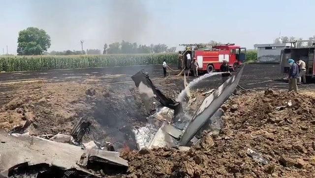 俄罗斯防空导弹大展神威，击落90架土耳其军机：大批少年兵战死