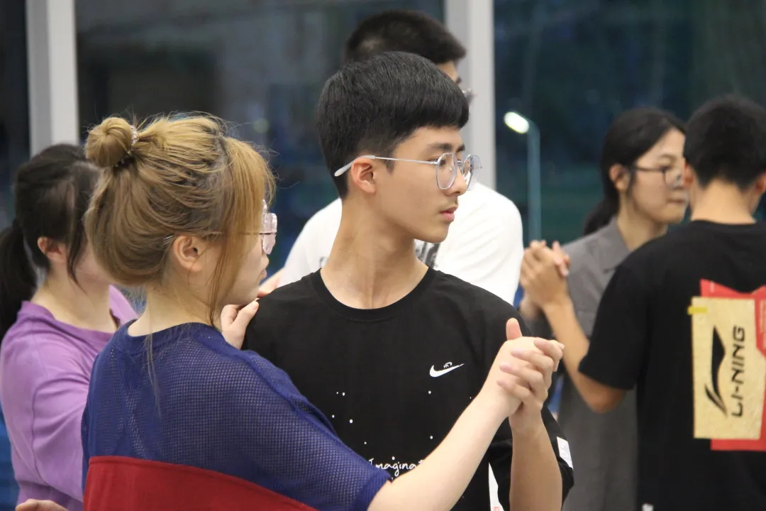 7天时间,这群高中生们在温肯都经历了什么