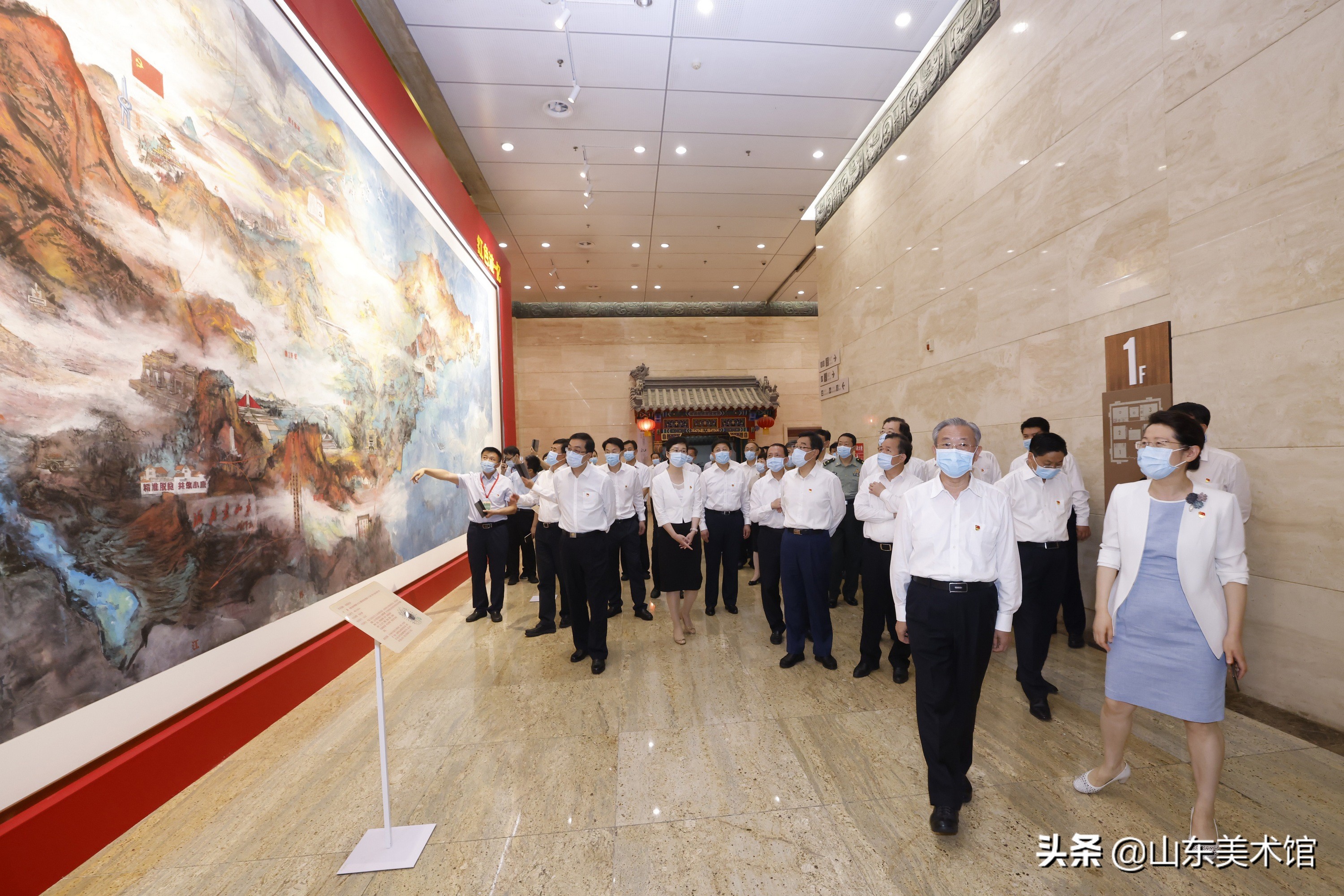 大型山东党史长卷《红色迹·忆》参展“让党旗永远飘扬——山东省建党百年主题展”