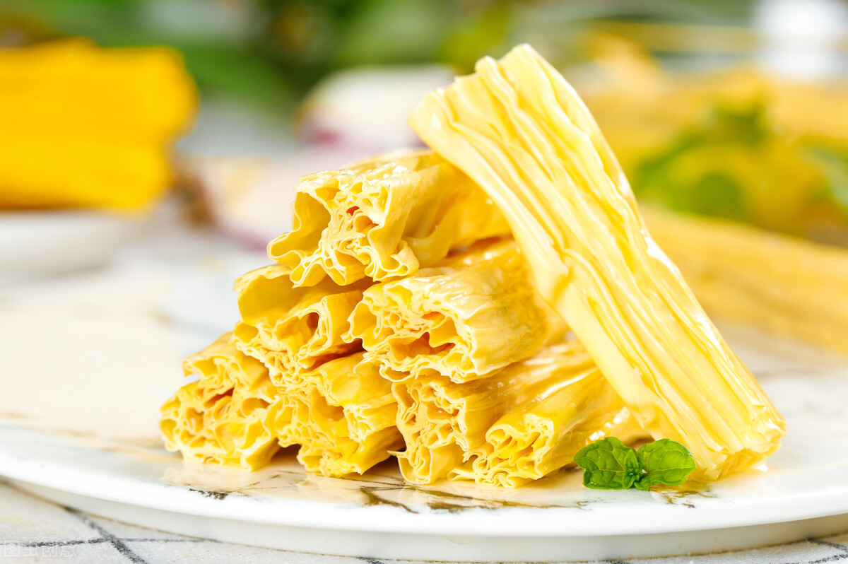 腐竹泡發很簡單，別直接用清水，教你正確的方法，快速不夾生