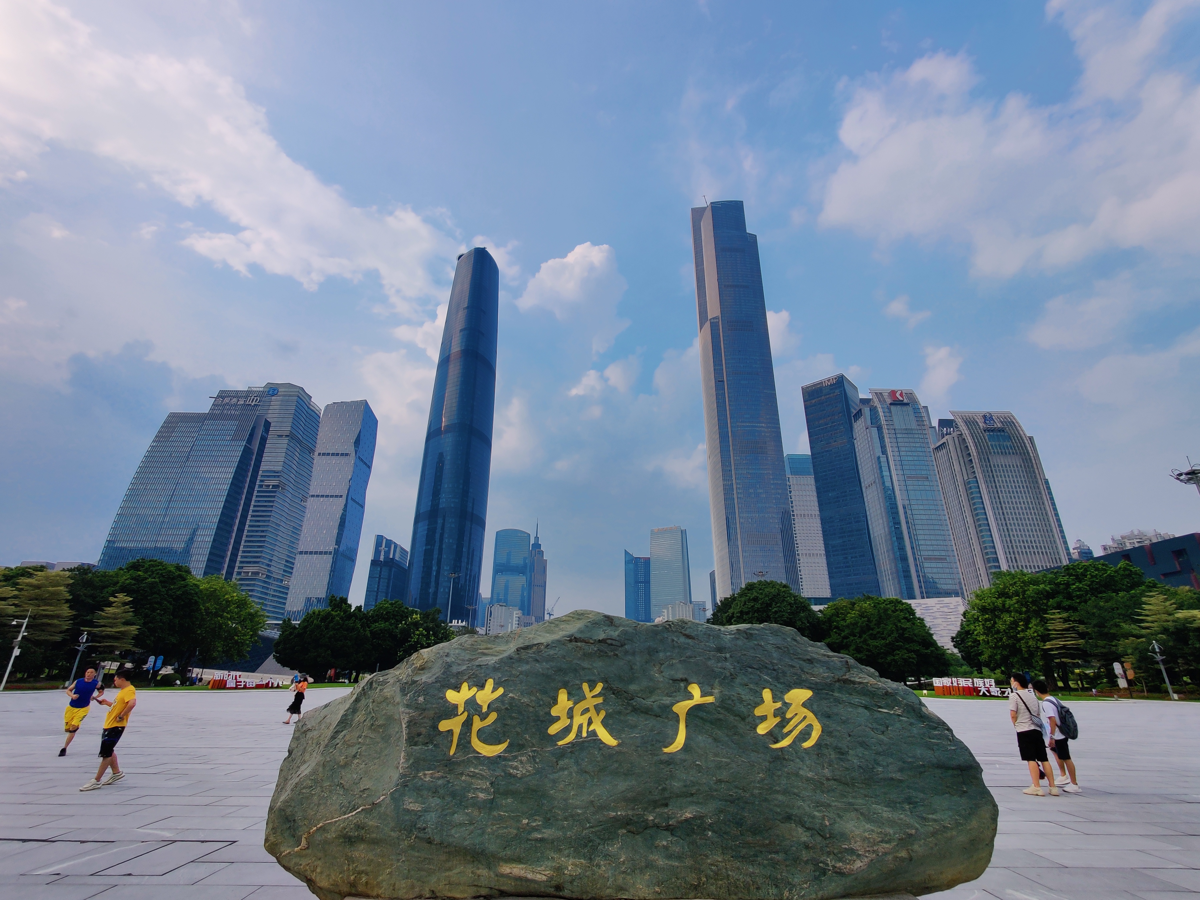 智能手机多摄系统各个镜头解析，教你用合适的镜头拍出好照片