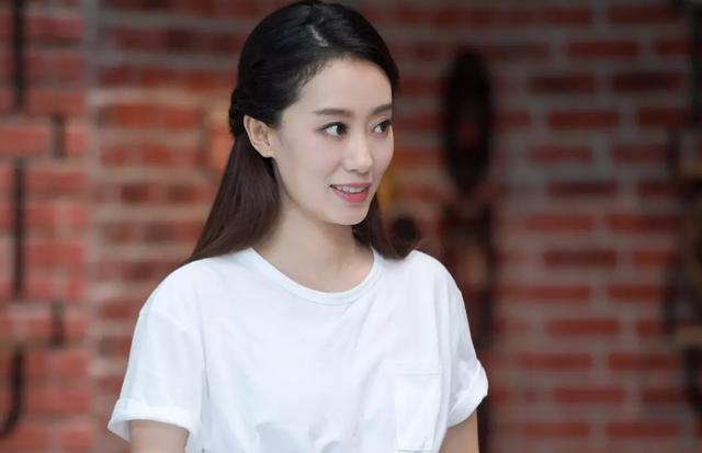 张小斐因《你好，李焕英》爆红后，才真正扯下