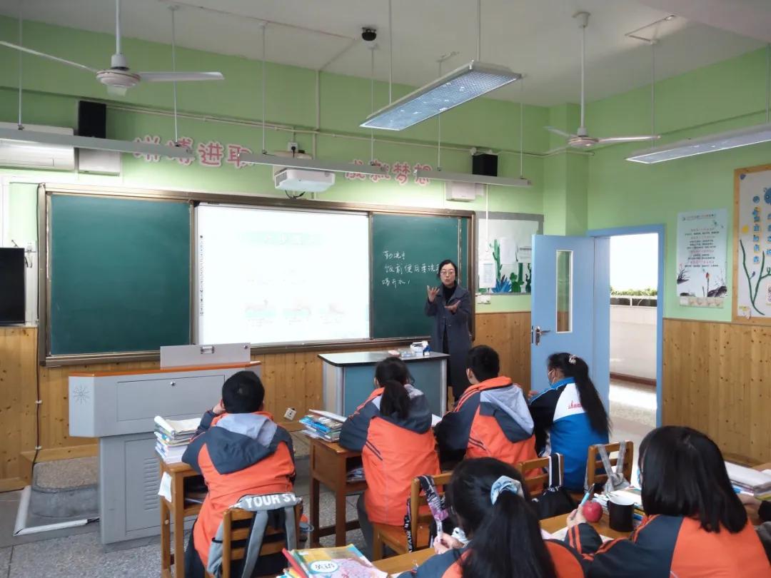 成都市双流区特殊教育学校开展学生春季疾病预防教育课程