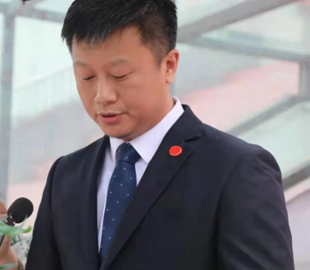 建党百年路,铸就青年魂——皇冠428428娱乐娱城举行庆祝建党100周年大学生预备连第三届军事技能比武