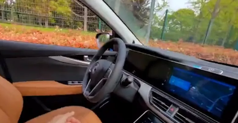 ��Ϊʵ�⡰�ϵ������Ƽ���ͷ��ʼ�ܲ��쳵