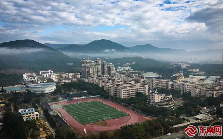 莆田第二中學(xué)的“紅色初心”文明校園紅色浸潤(圖2)