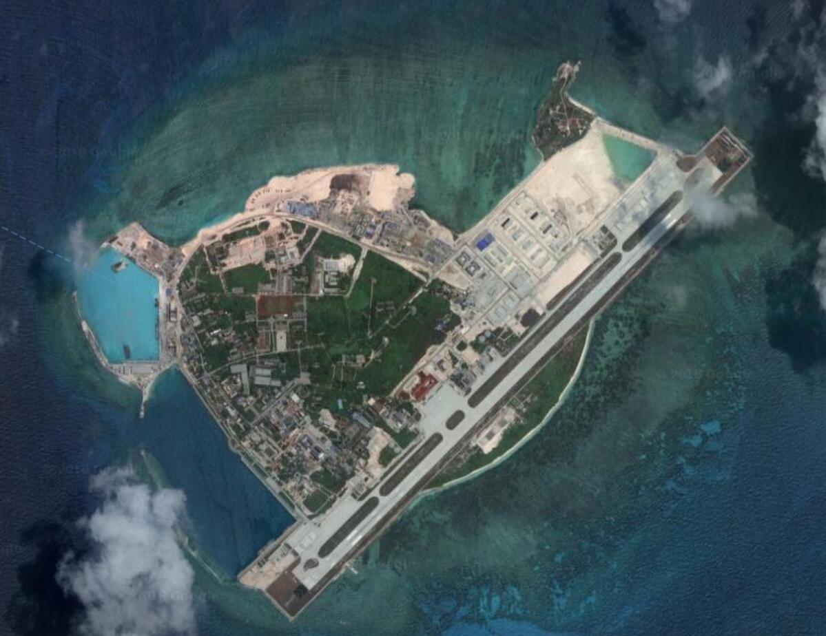 中国南海军事基地毫无用处？易攻难守弱点多，