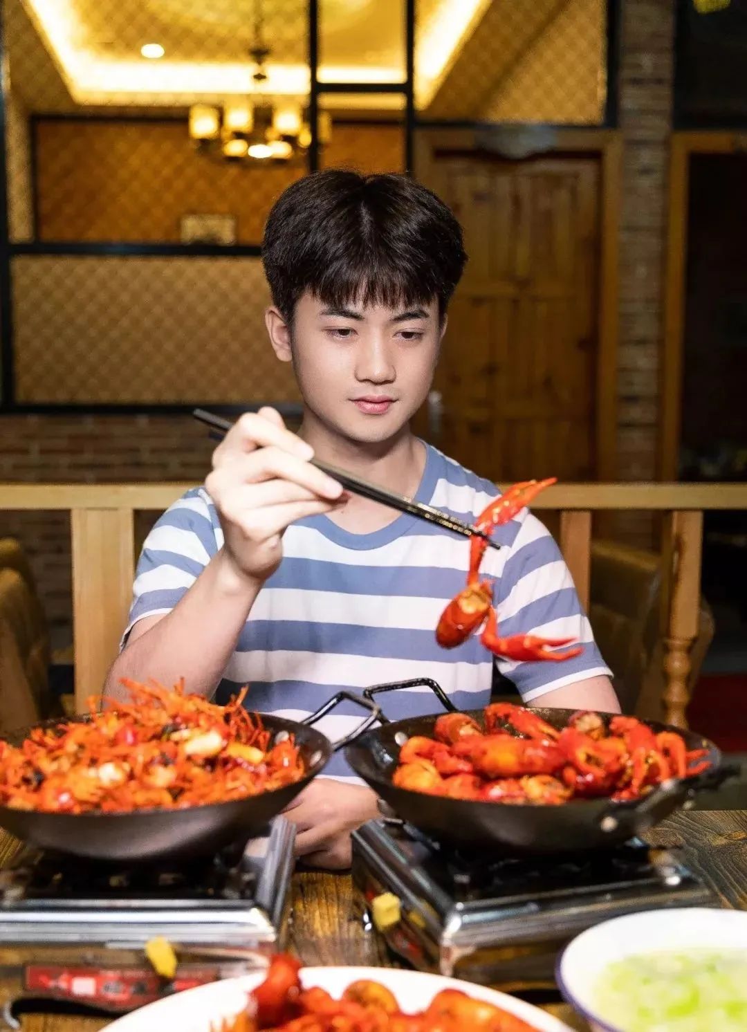 2020年夏天最爱小龙虾盘点！这5家吃完就想嗦指头