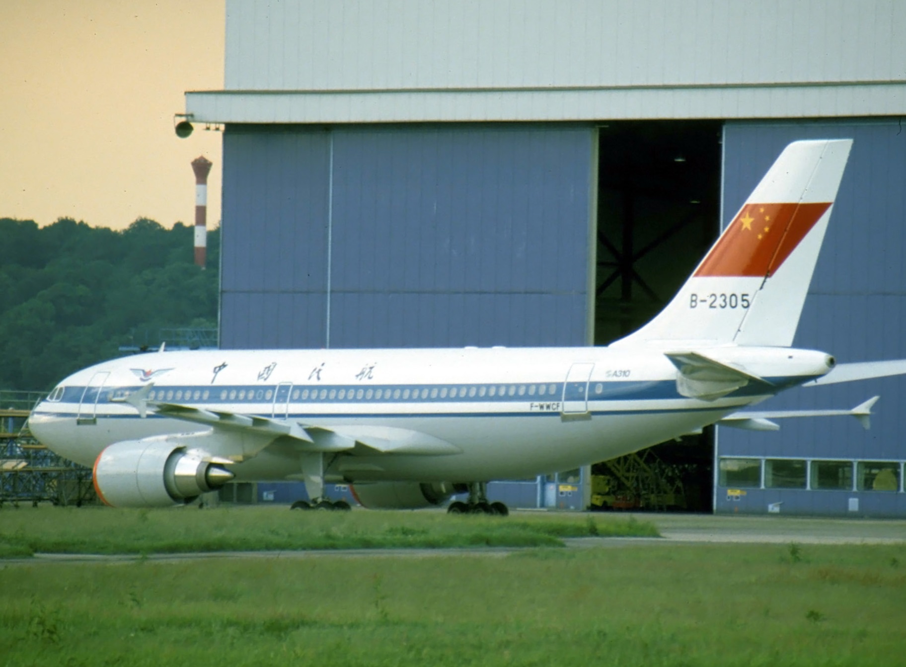 80年代中国第一批空客飞机，每架的故事都足够精彩，空客A310