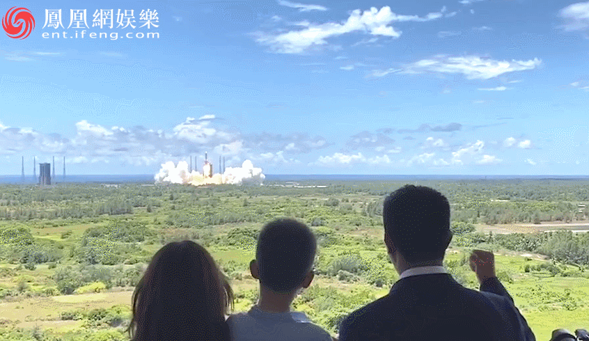 霍思燕将“甜言蜜语”当作家常便饭，把嗯哼大王培养成小暖男