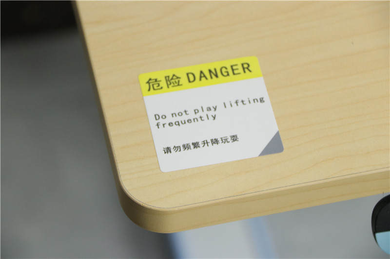 一鍵升降3歲用到18歲，養(yǎng)成好坐姿！樂歌EC2學(xué)習(xí)桌椅體驗