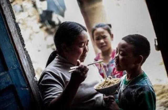 还记得11个姐姐凑32万为弟弟娶亲买房的事？还有后续，心酸又现实