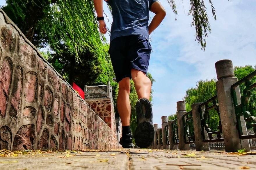 城市户外终极选择，咕咚智能运动手表X3-RE