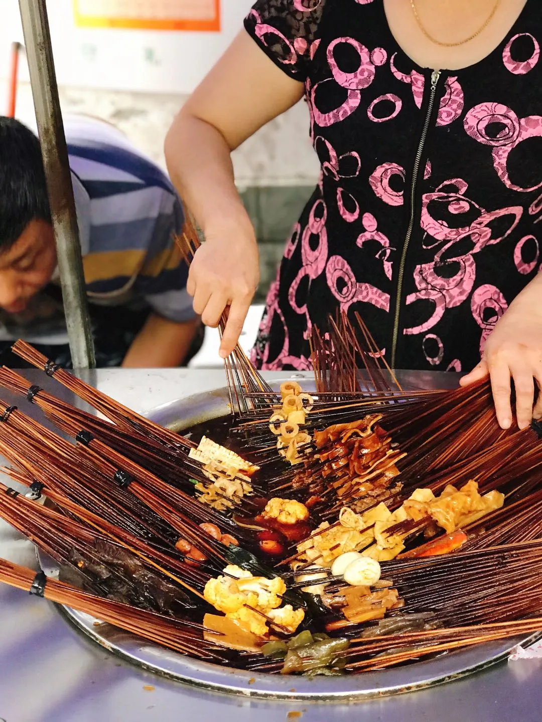 老成都人都认证的美食！麻辣烫、冷锅鱼让你一
