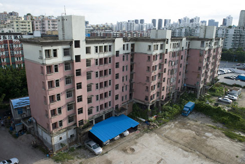 中国最著名的4个"烂尾楼"，最长可达22年