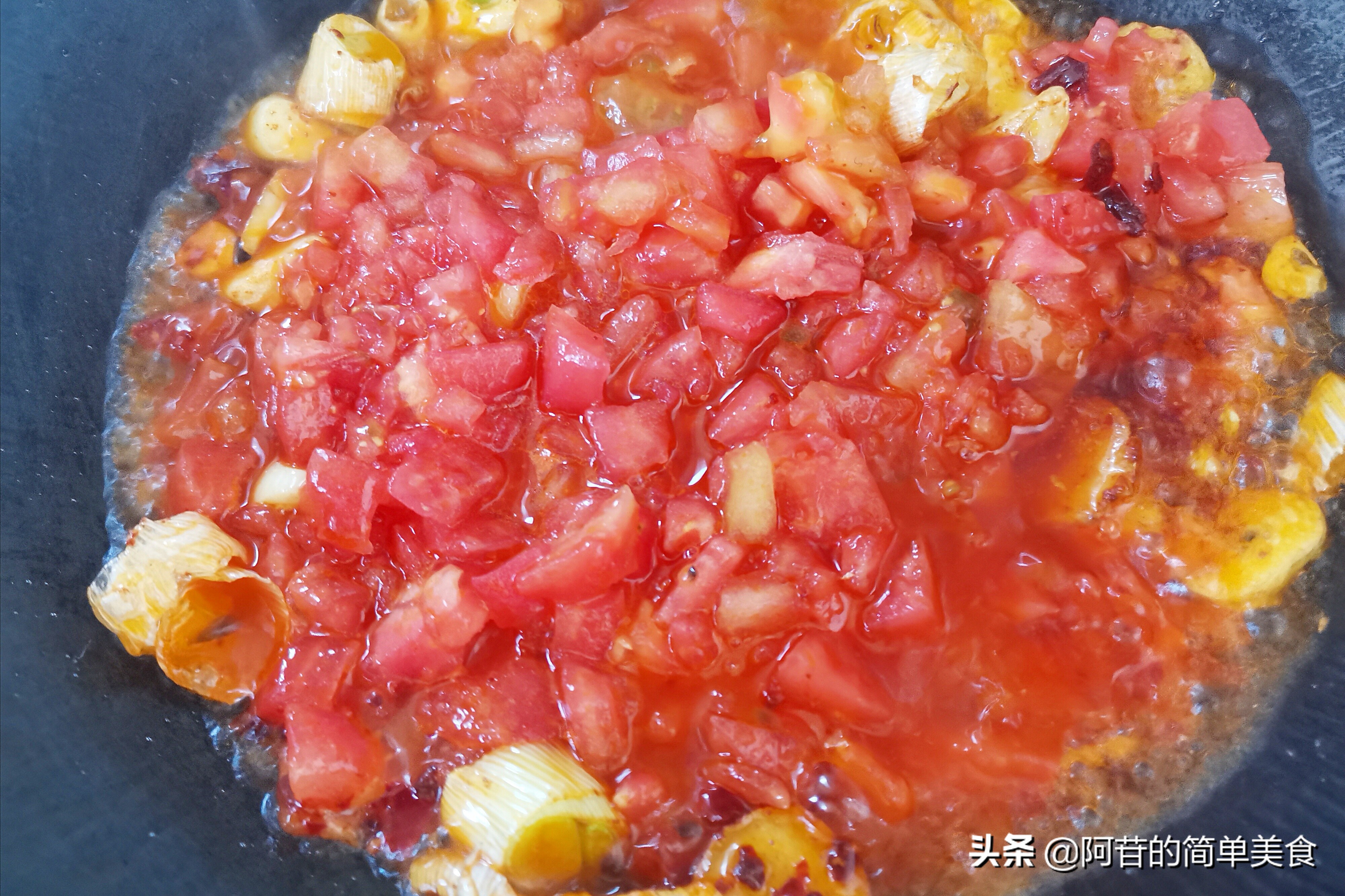 Today’s holiday, make a bowl of children’s favorite Ding Ding noodles, delicious and full, really fragrant
