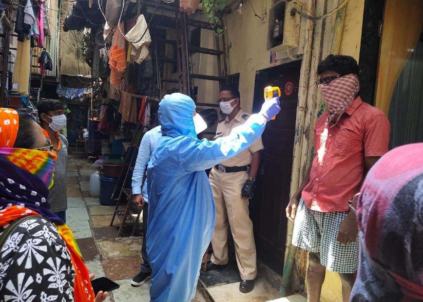 国际视野丨印度传来坏消息，最大贫民窟已沦陷，穷人该何去何从？