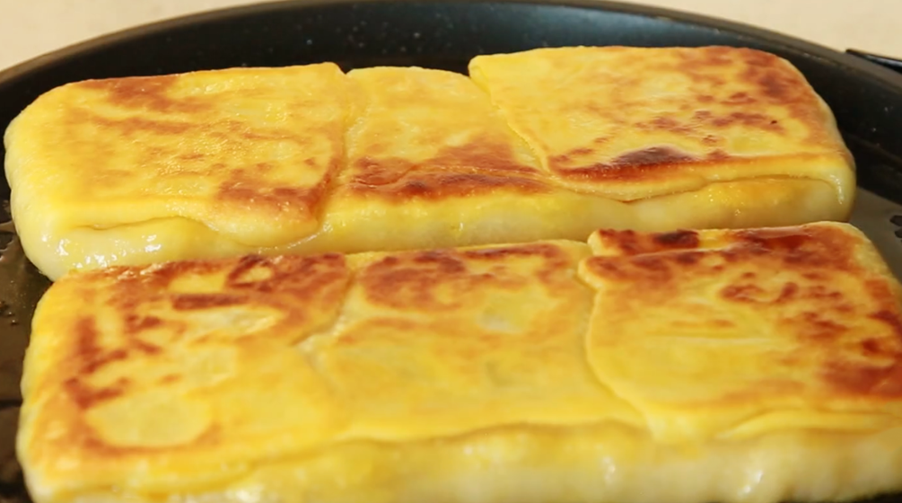 外面6元一个的鲜肉火烧，自己在家做，外焦里嫩，比买的还要好吃