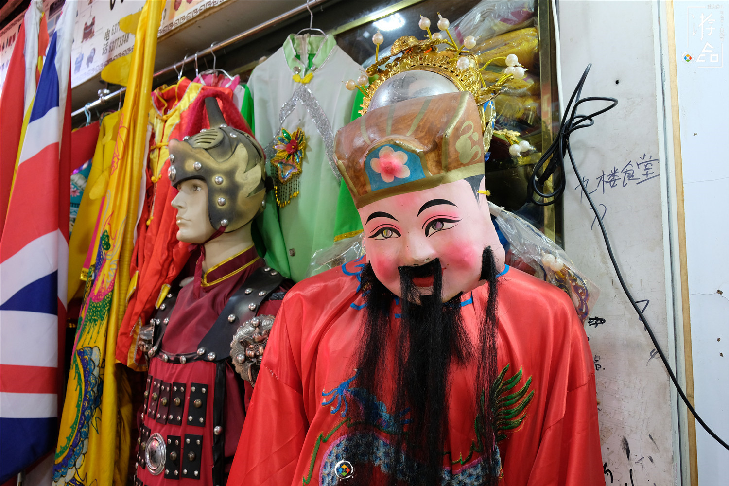 漫游山城：重庆人最爱逛的批发市场，你家里的东西或许都来自这里