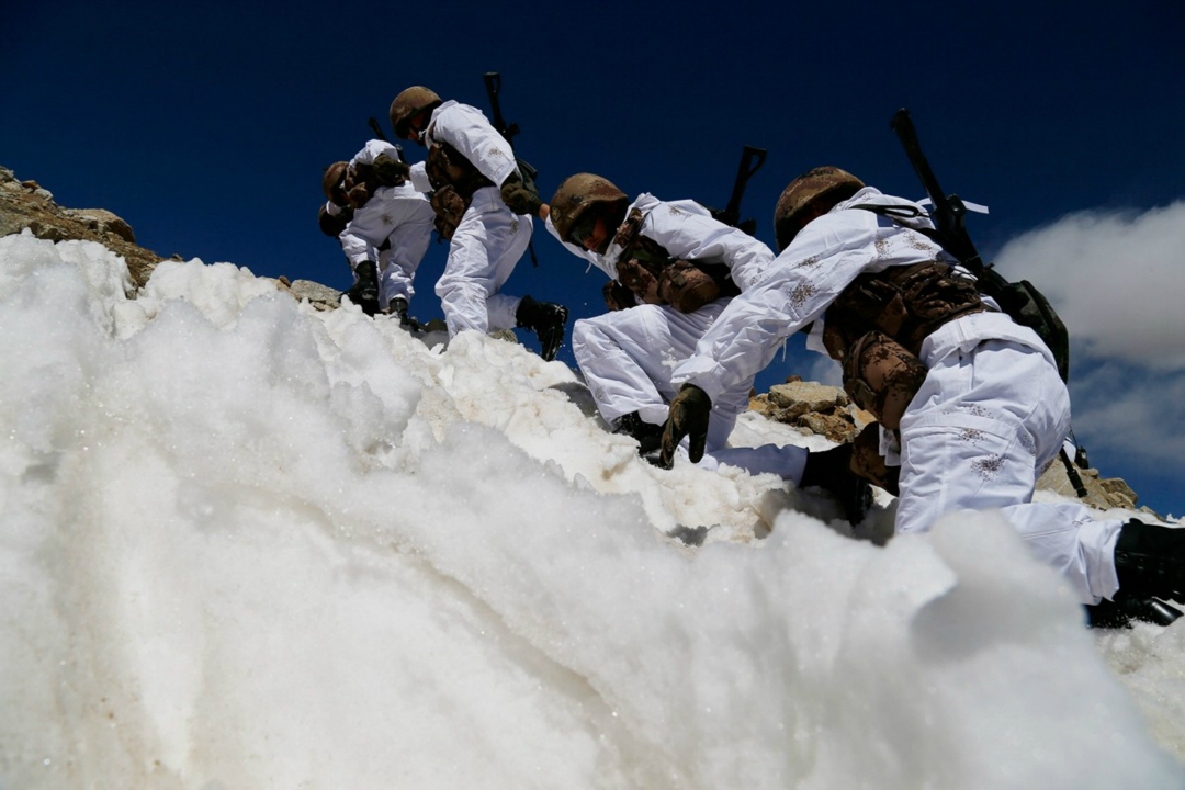 ӡ���ں�����ɪɪ�������Ҿ������з��������ͷ������䷢һ��