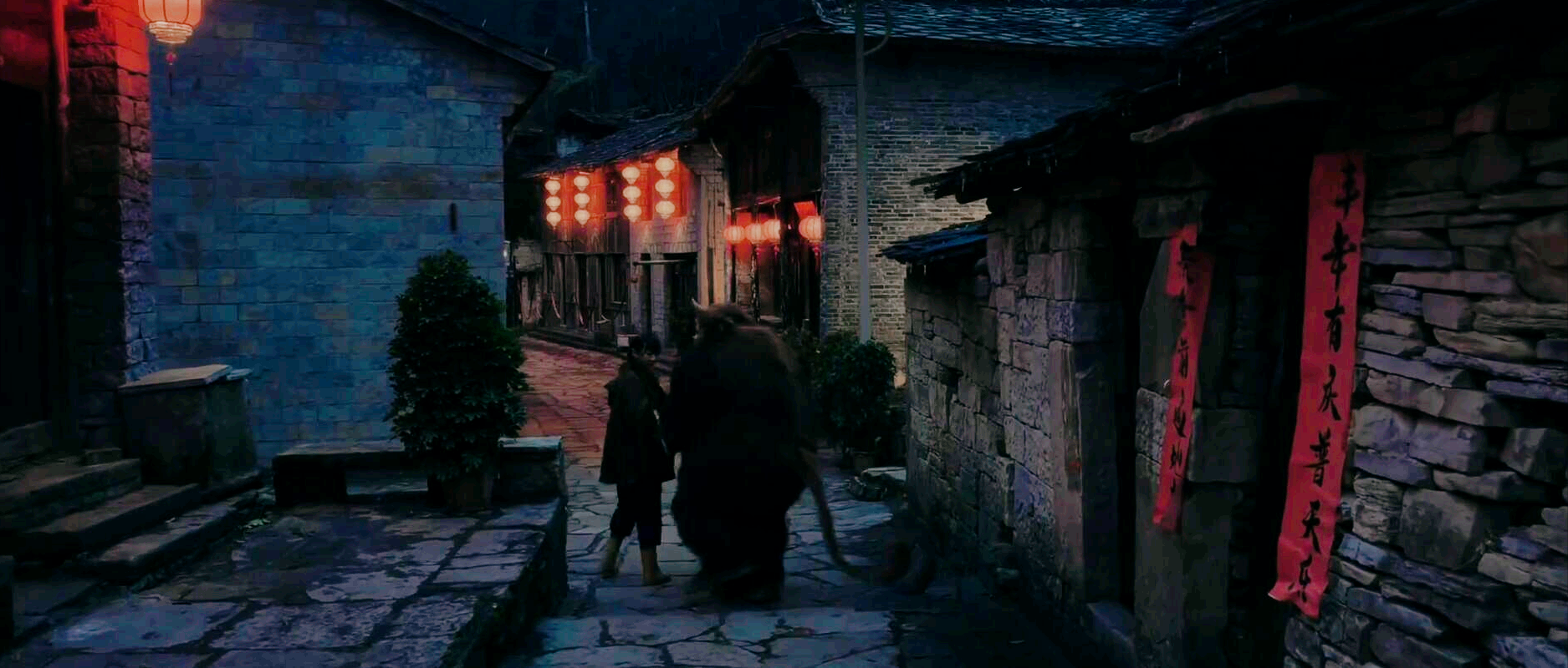 苹果历年新春短片回顾，告别了山城重庆，风格也从现实变为魔幻