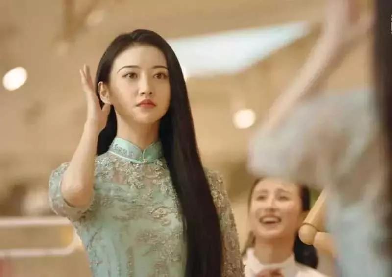 嫌弃张彬彬咖位低拒演《司藤》，却意外成就了