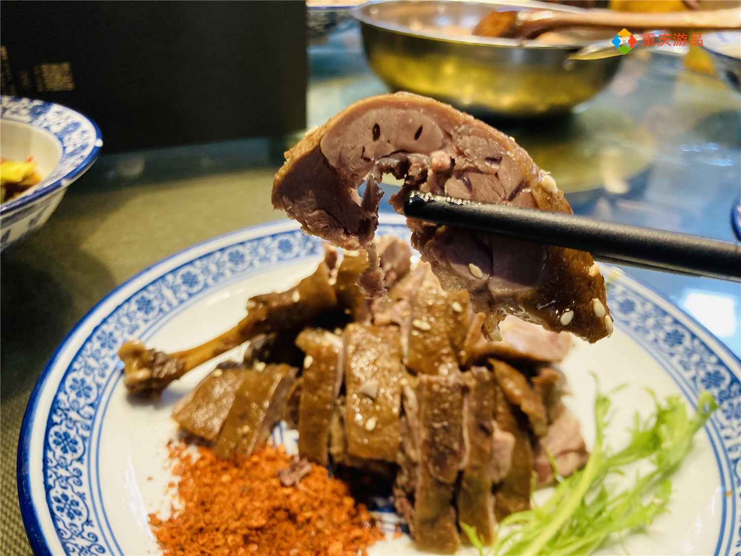 重庆方言：穿插在两顿饭之间，“打幺站”就是本地人的下午茶