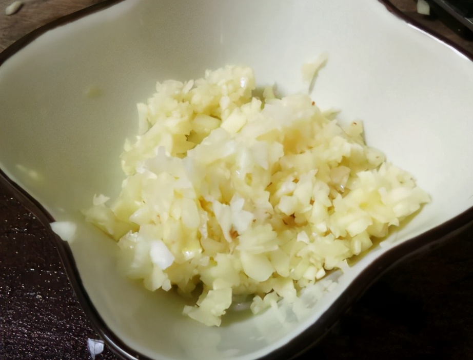 图片[4]-清炒油麦菜的做法步骤图 脆爽不发黄-起舞食谱网