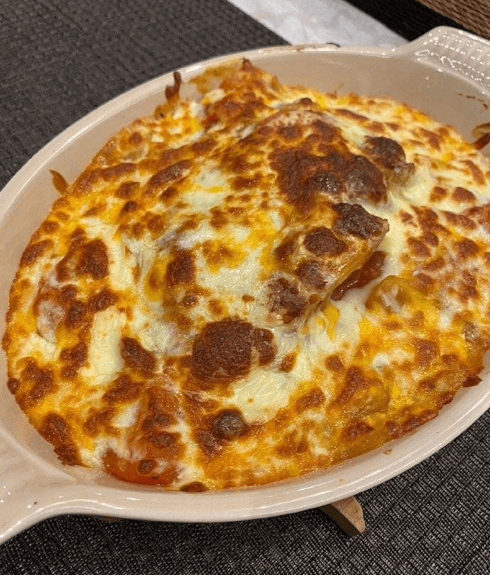 王祖蓝父亲节晒美食，色香味俱全，引7万人点赞，网友：人生赢家