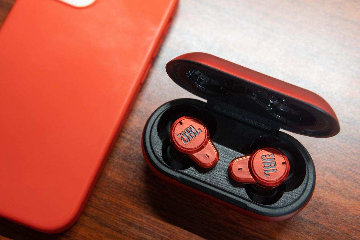 JBL T280 Pro降噪蓝牙耳机：主动降噪、安静体验