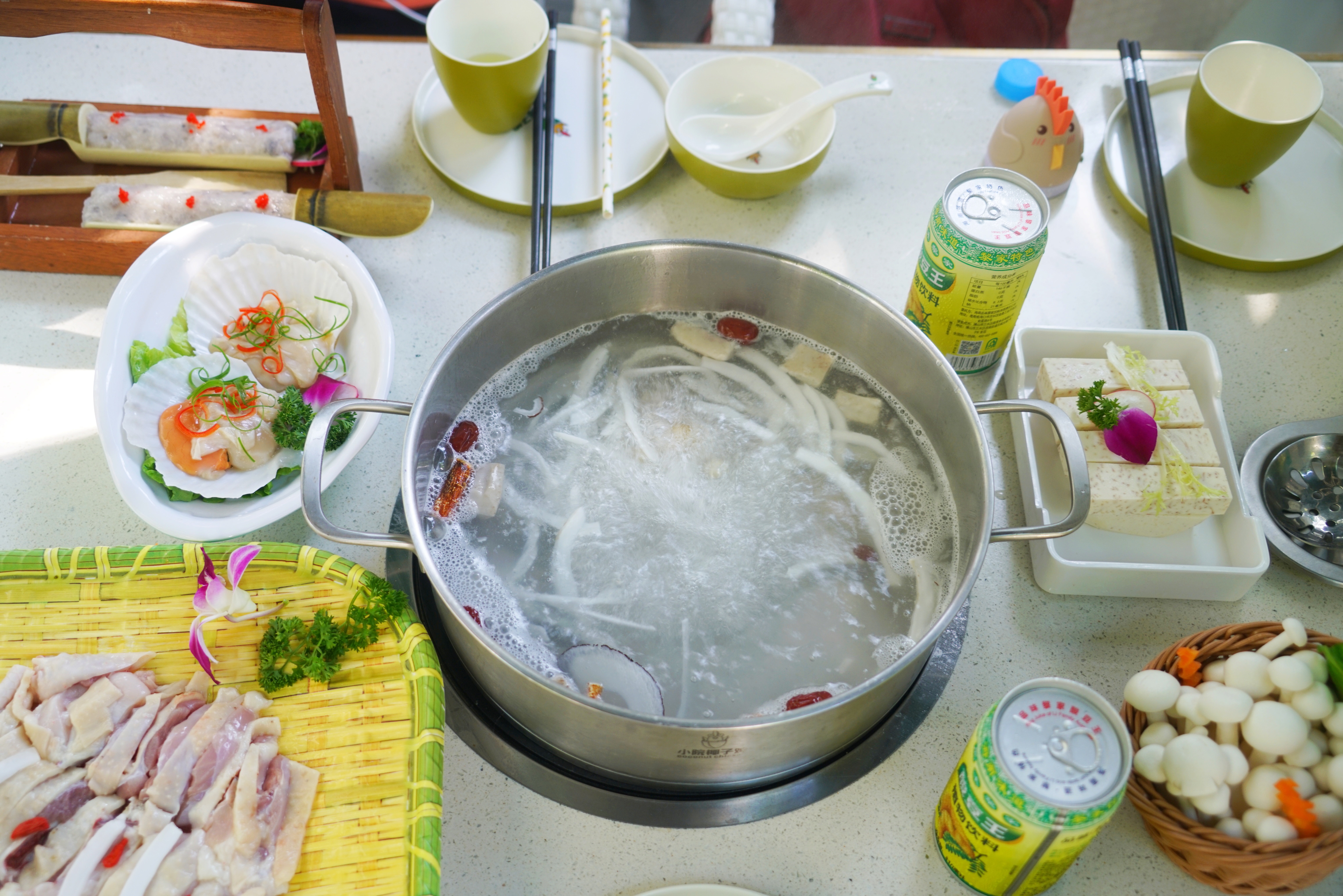 冬天旅行首选目的地，三亚吃喝玩乐全攻略，给你最悠闲的海岛时光