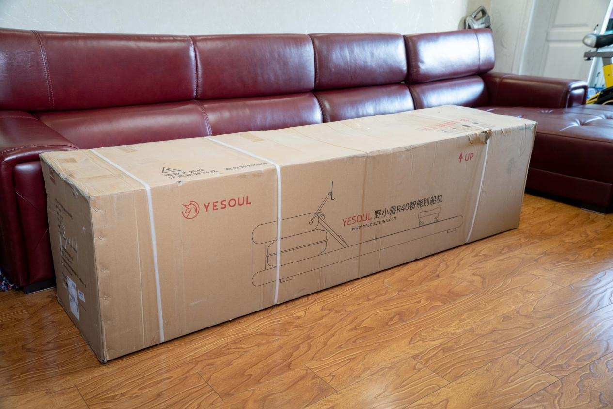 宅家运动，既要科学又要享受，野小兽R40划船机英伦运动体验