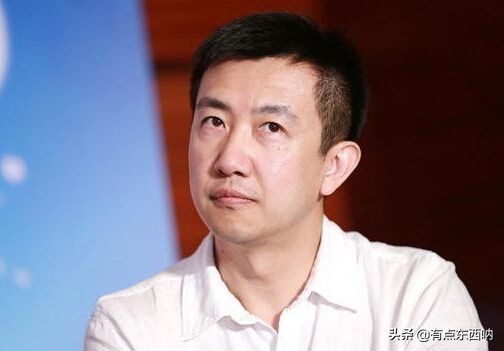 李小冉为他流产2次，出轨其他女星与梅婷离婚，