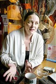 苏联妹子蜜月归来，遇空难直坠5000米，独自生还获赔75卢布