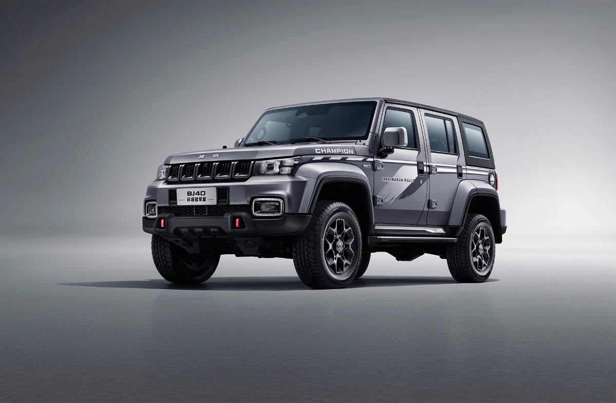 越野玩家的新宠 BJ40环塔冠军版上市 20.99万 看啥坦克300