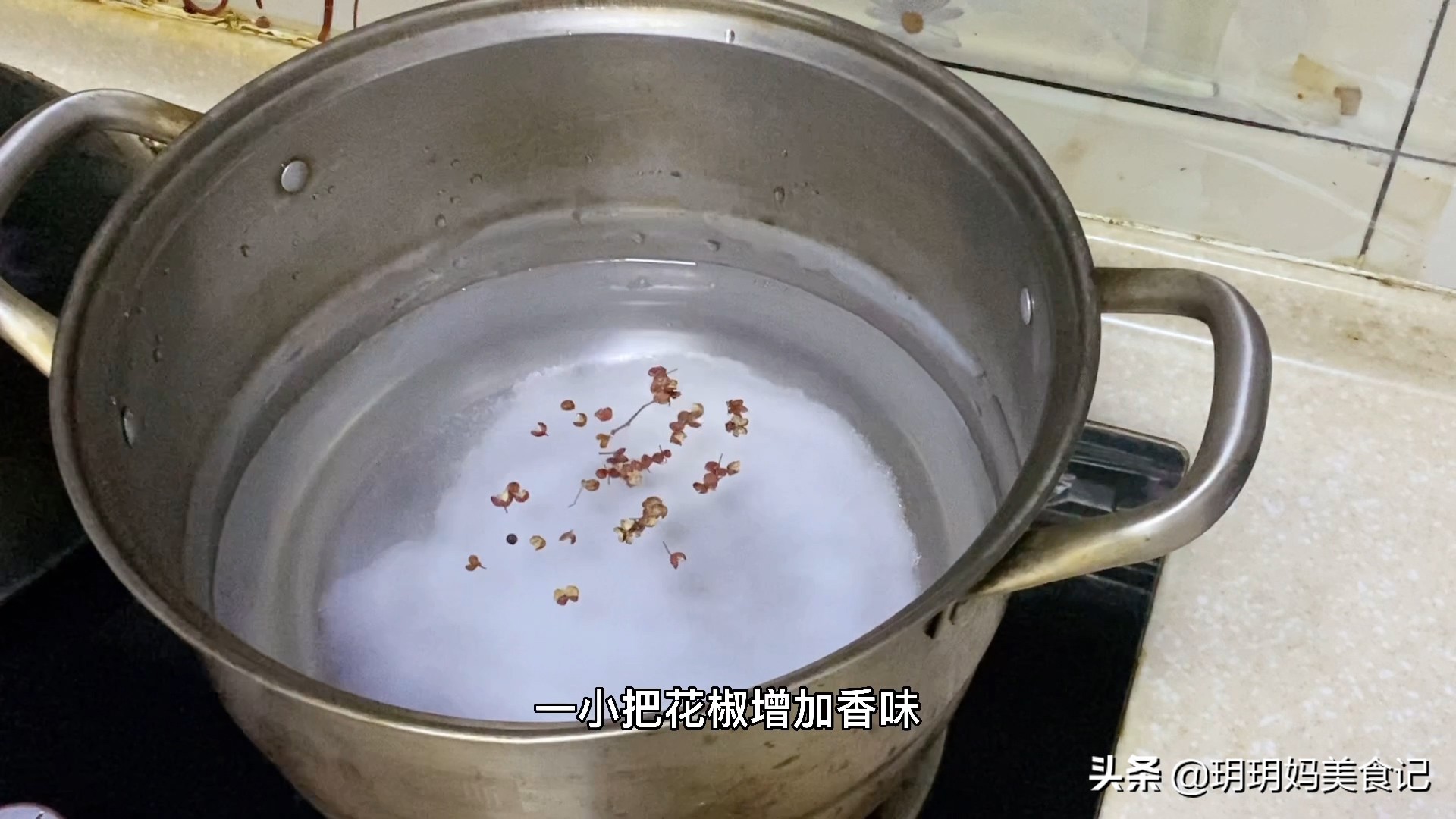 传统盐水腌酸豆角：2种做法简单易学，酸脆开胃不易坏，先收藏