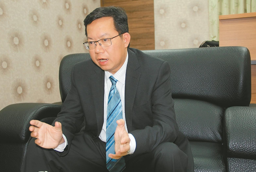 鄭文燦劍指2024？ 不藏了