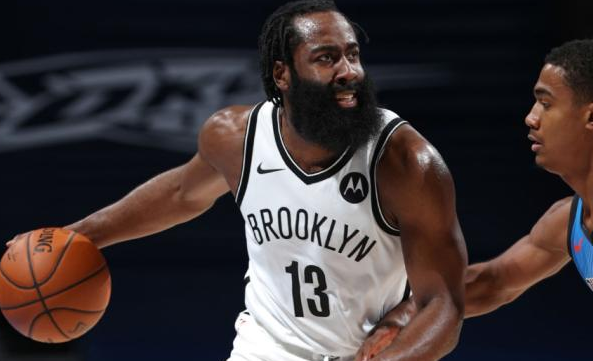 谁说左撇子就打不了NBA？这5人若一队 可以直接颁奖了