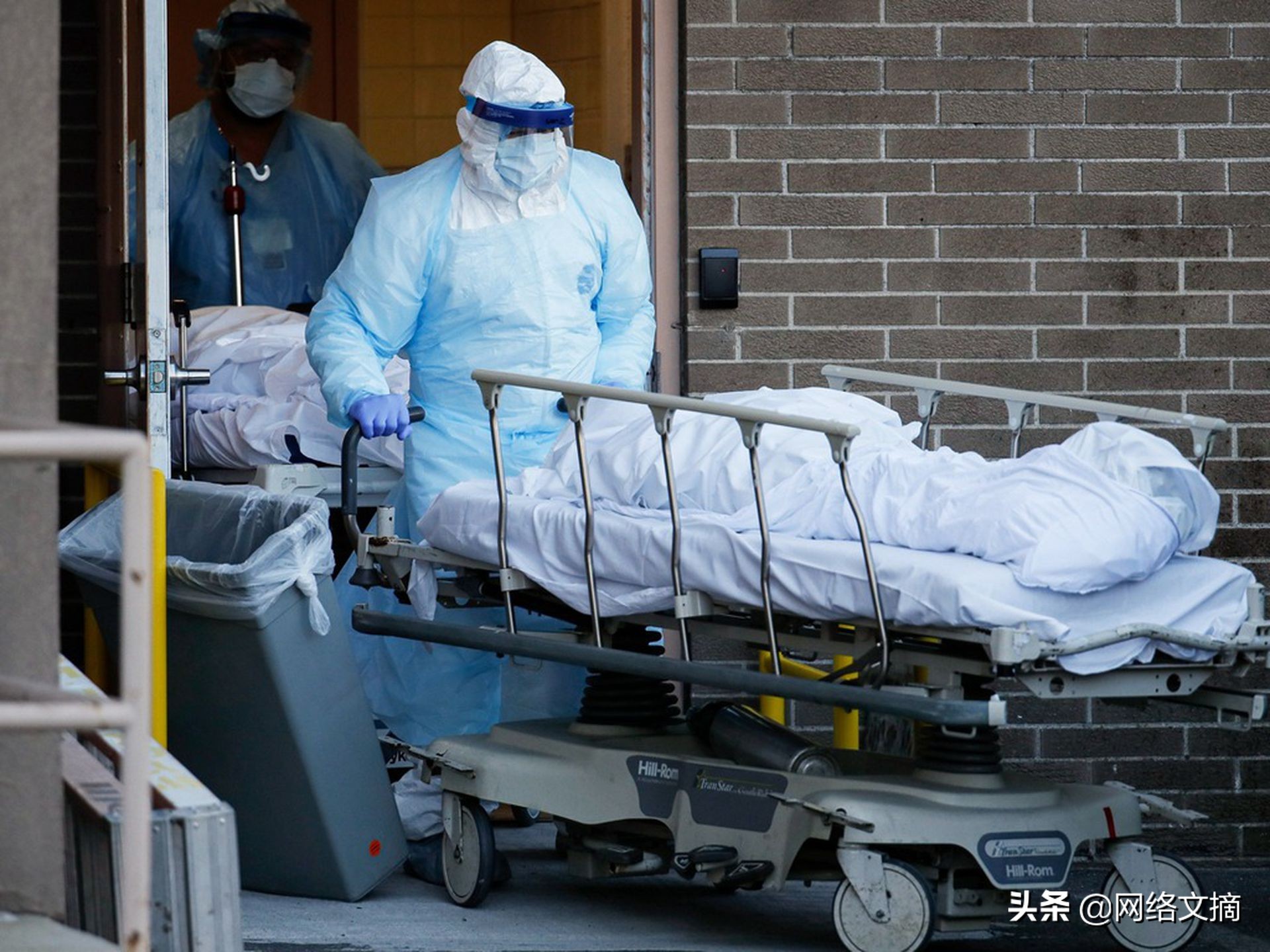 美媒：新冠肺炎疫情暴露出美国政治社会深层问