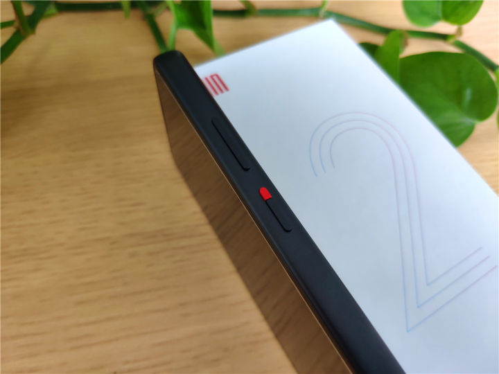 多亲 2 Pro——集学习与时尚为一体的防沉迷学生手机