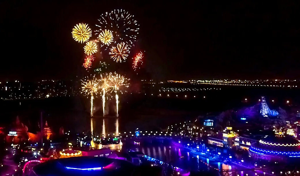 主题公园新春活动“国潮”味十足，喜迎牛年开门红