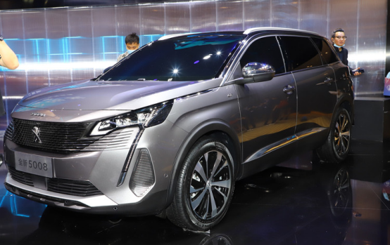 标致新款4008/5008双车齐发，内饰同级无敌，换全新狮标