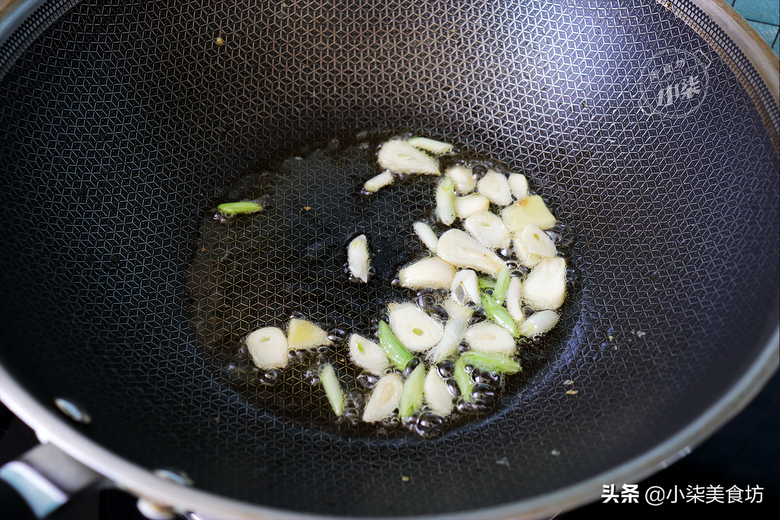 图片[13]-炒西蓝花 最忌焯水和直接炒 教你一个诀窍 脆嫩入味营养不流失-起舞食谱网