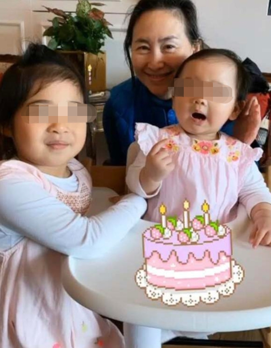 赌王千金何超琼罕现身，曾被评为香港女首富，合照却只能站边角？