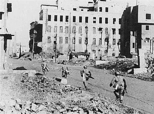 美军撤离时李奇微下令实施三光政策，彭德怀怒