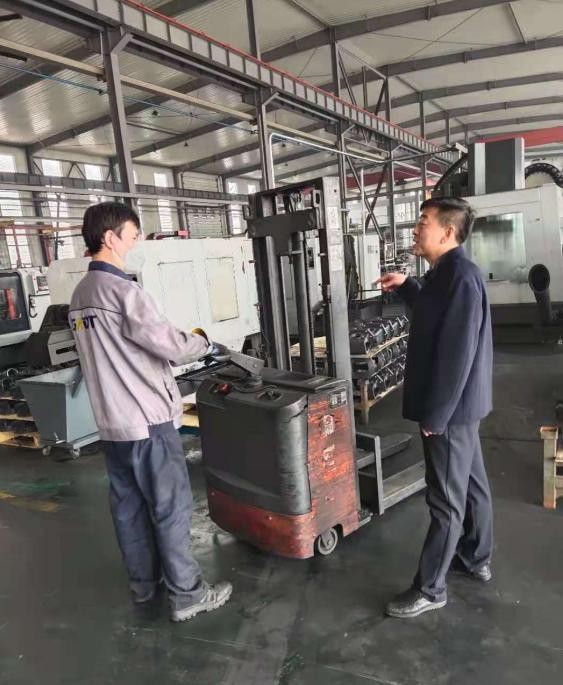 用心用情,，為企業(yè)當好“服務員”市體育局服務企業(yè)專員“三步走”,，助力企業(yè)發(fā)展